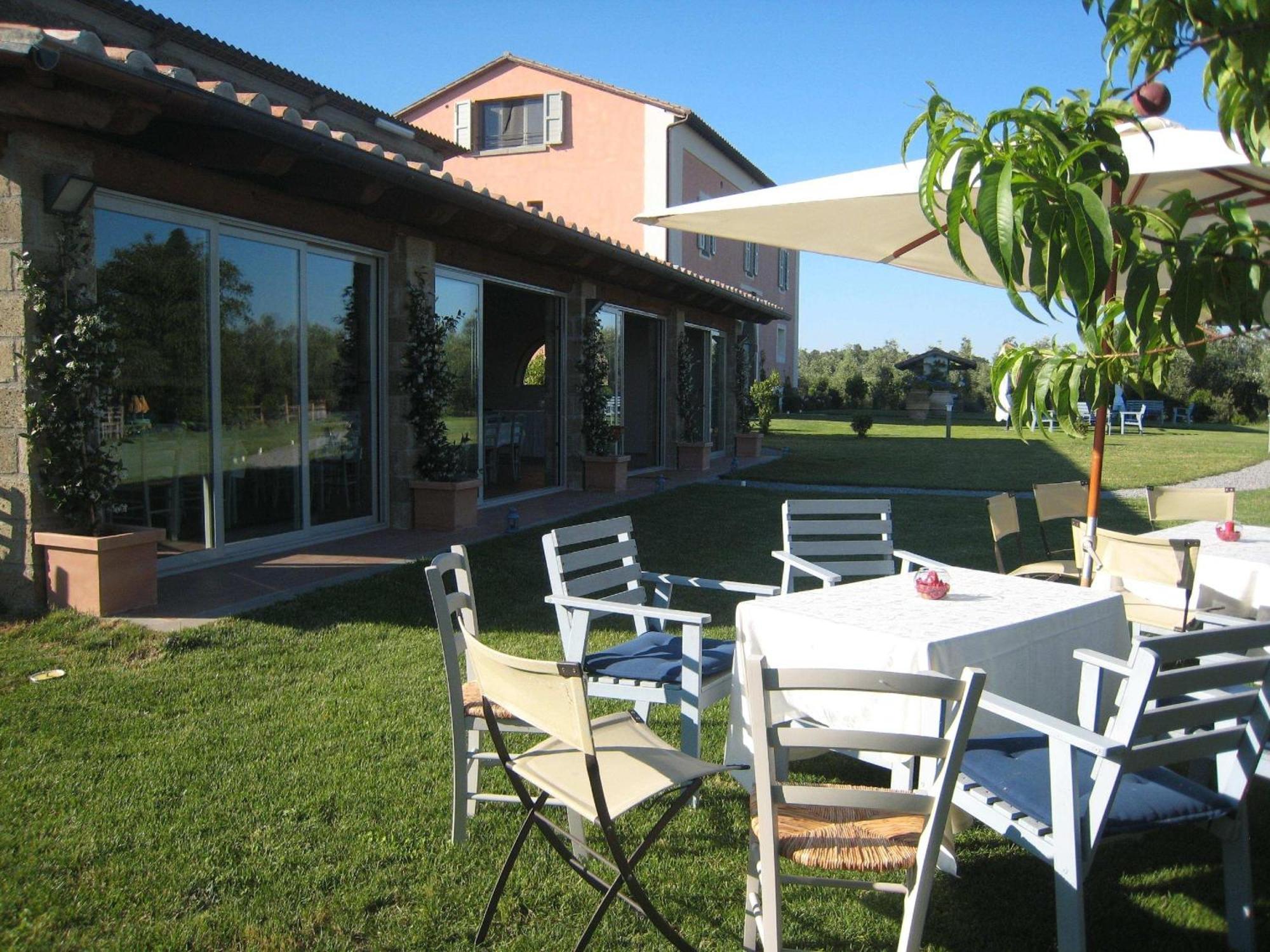 Agriturismo Casale Bonaparte Cellere Kültér fotó