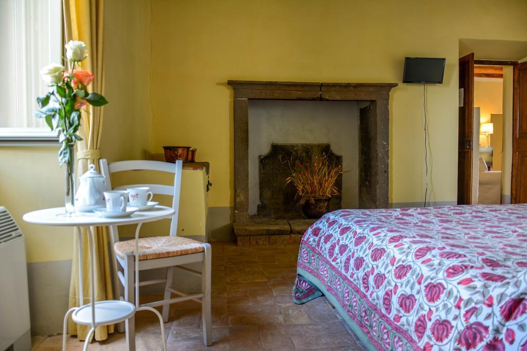 Agriturismo Casale Bonaparte Cellere Kültér fotó