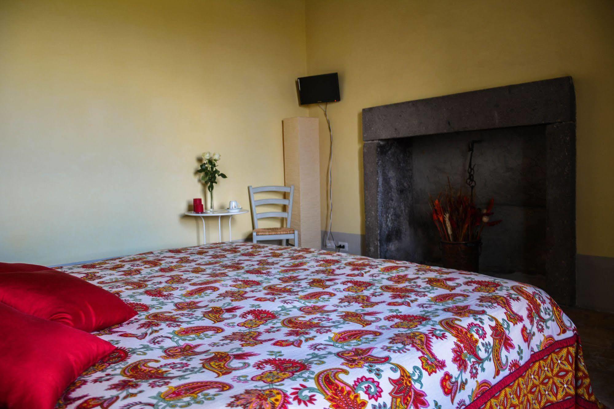 Agriturismo Casale Bonaparte Cellere Kültér fotó