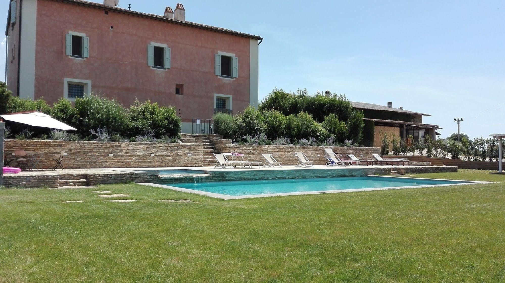 Agriturismo Casale Bonaparte Cellere Kültér fotó